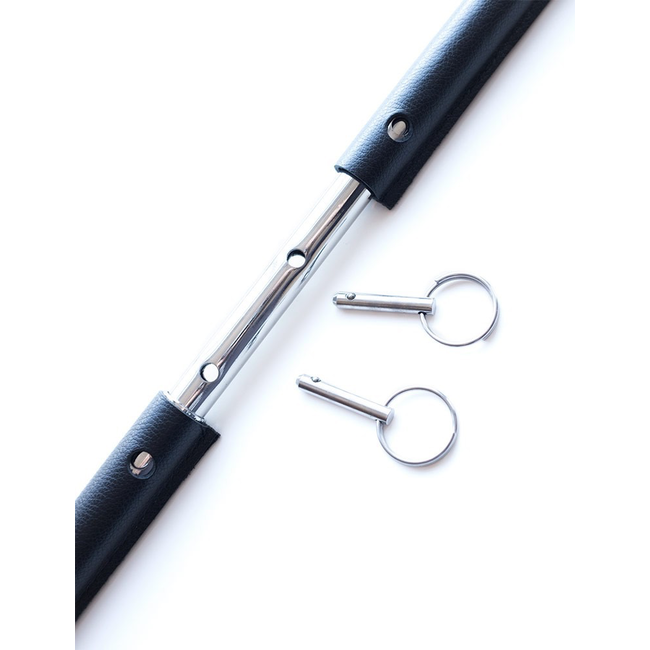 Stockroom Leather Padded Spreader Bar