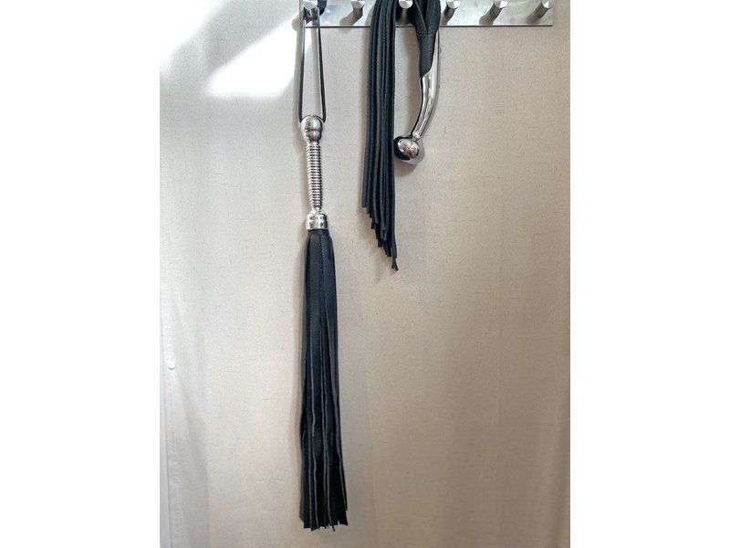 Aluminum Handle Flogger (Large)