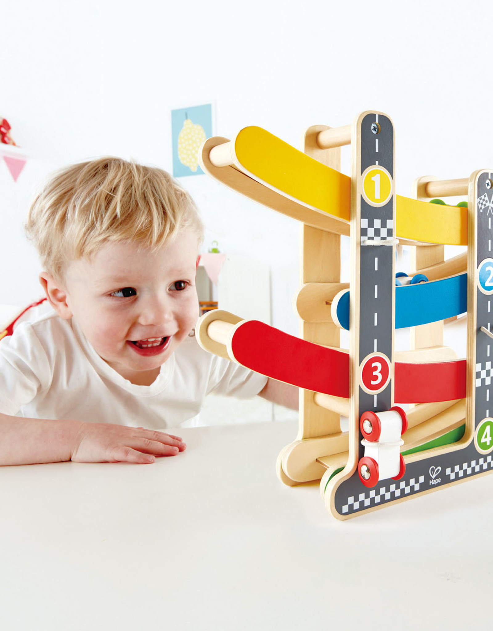 Hape FAST FLIP RACETRACK