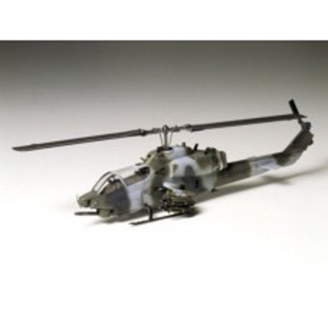 TAMIYA BELL AH-1W SUPER COBRA 1/72 SCALE  60708T