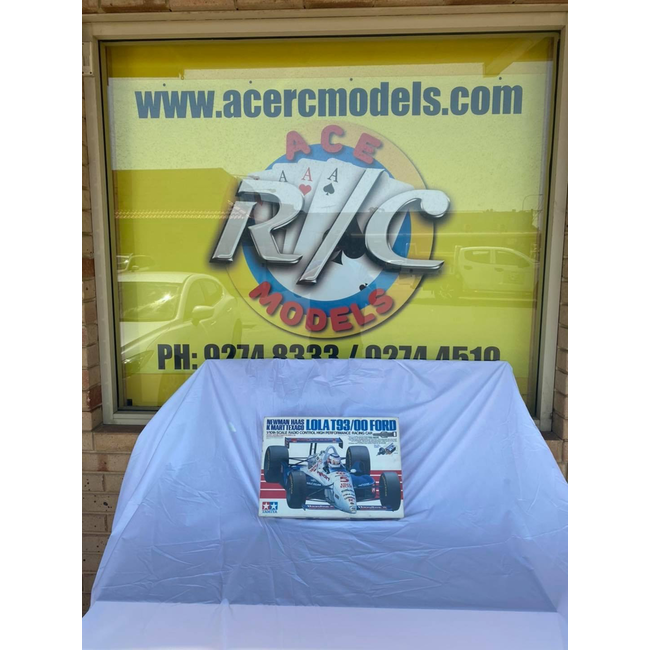 TAMIYA VINTAGE NEWMAN HASS LOLA  1994 VINTAGE KIT