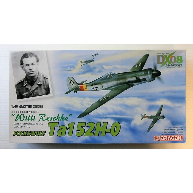 Dragon 1:48 Focke-Wulf Ta 152 H-0 featuring Willi Reschke Plastic Kit