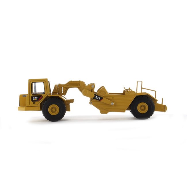 CAT WHEEL TRACTOR SCRAPER 1/64 DIECAST