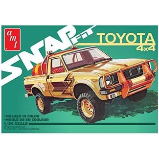 AMT AMT 1114M 1/25 1980 Toyota Hilux SR5 Pickup (Snap) 2T Plastic Model Kit