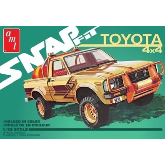 AMT 1114M 1/25 1980 Toyota Hilux SR5 Pickup (Snap) 2T Plastic Model Kit