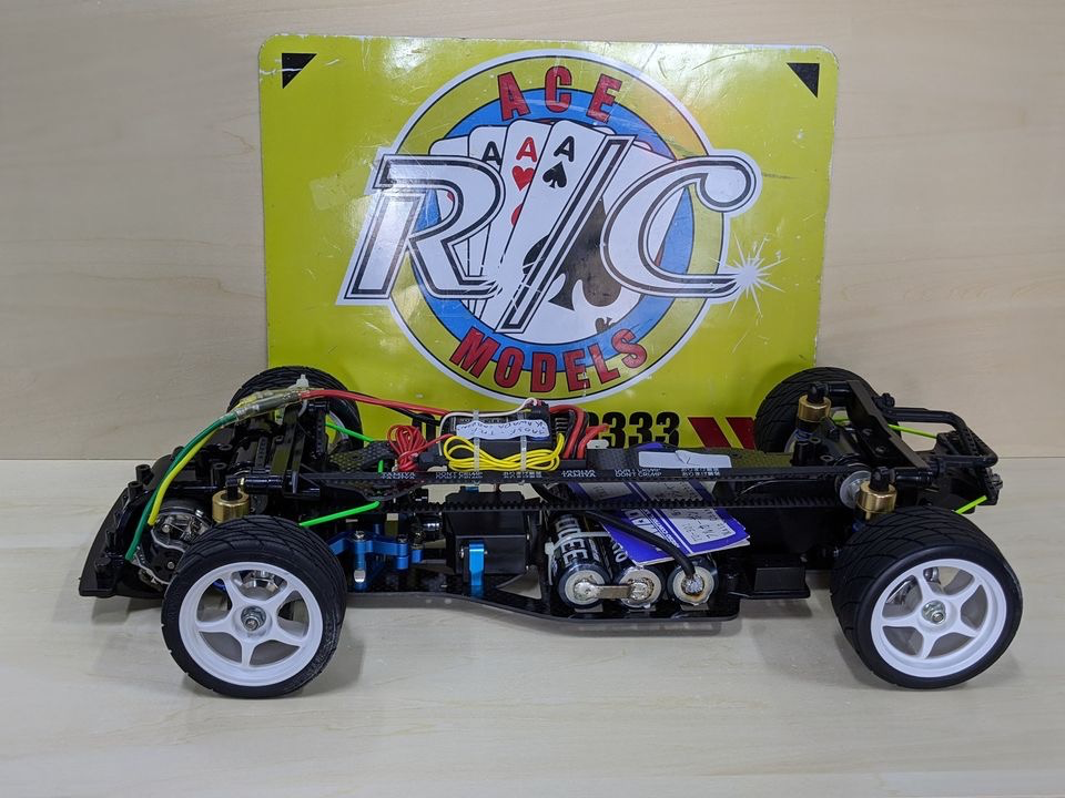 TAMIYA TAMIYA TA03F TRF KAWADA CARBON CHASSIS & RX COMBO TP RC SYSTEM SPEED  CONTROL WITH PERIOD CORRECT BATTERY ( DEAD ) VARIOUS UPGRADES SEE PHOTOS