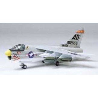 TAMIYA TAMIYA 1/100 LTV A7A CORSAIR II
