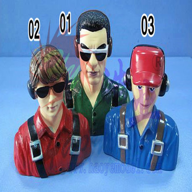 HY SCALE PILOT CIVILIAN 85 X 42 X 90  1/6  RED ( OLD CODE HY310402 )