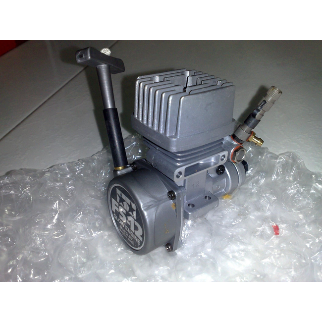 TAMIYA FS12LT CYLINDER HEAD ( Picture   shows whole engine  price is for just the head )