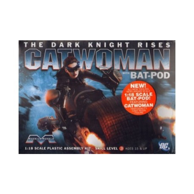 MOEBIUS 1/18 CATWOMAN WITH BAT-POD THE DARK KNIGHT RISES