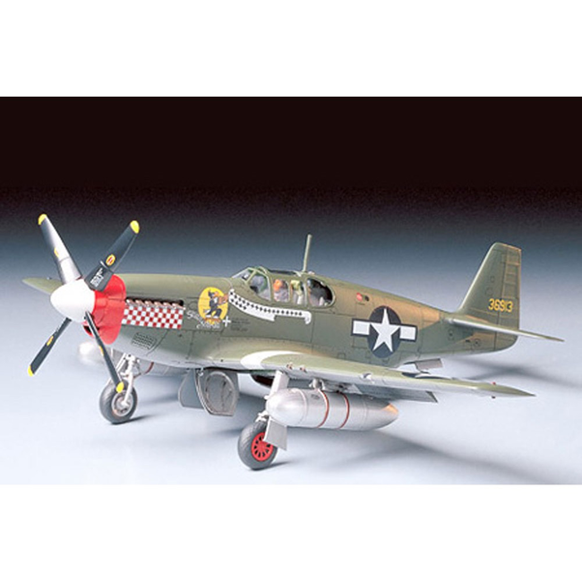 TAMIYA NORTH AMERICAN P-51B MUSTANG 1/48 SCALE