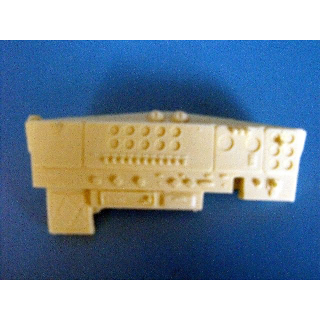 AUSLOWE RIGHT HAND DASH SUITS KENWORTH W MODEL 1/16