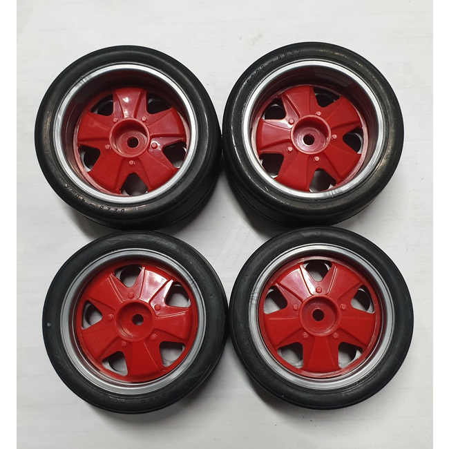 TAMIYA  WHEEL & TYRES ( 4 ) SUITS 1/10 PORSCHE CARRERA 911 "WHITE EDITION‚Äù ( rear tyres are wide  )