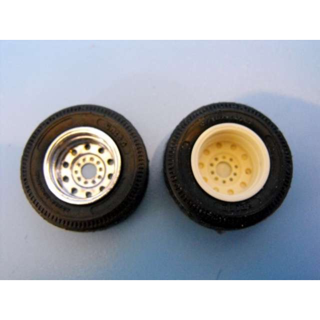 AUSLOWE LOW LOADER AXLE SET OF 4 TYRES AND 10 STUD RIMS