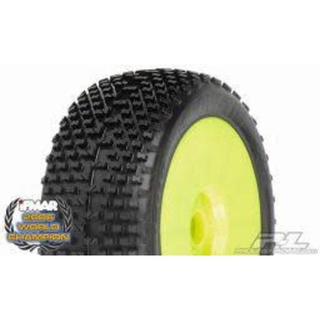 PROLINE BOW-TIE M2 1:8 DIRT RACE TIRE PRE-MOUNTED ON V2 1:8 YELLOW BUGGY WHEEL 17MM HEX