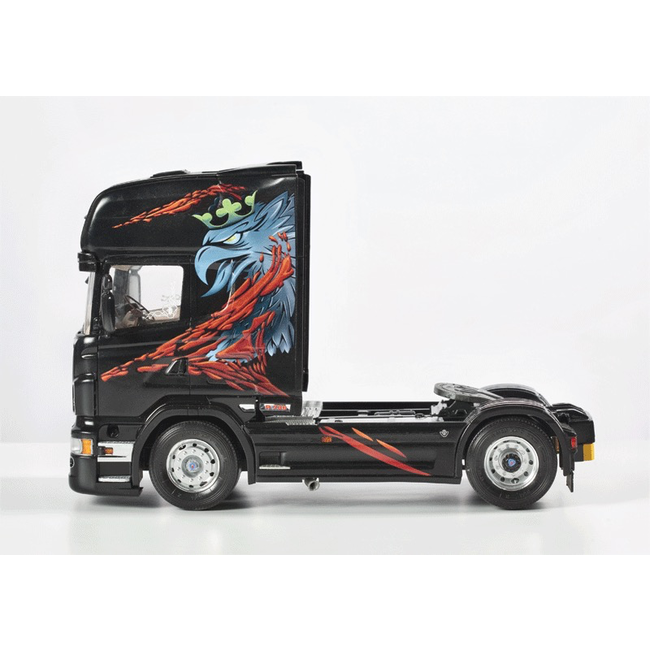 ITALERI SCANIA R730 ‚ÄúTHE GRIFFIN‚Äù  1/24 PLASTIC KIT 3879
