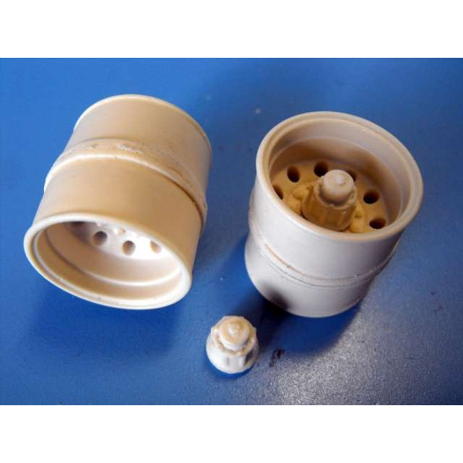 AUSLOWE RIM REAR STANDARD DRIVE DUELS 10 STUD DISC TANDEM AXLE SET 1/25