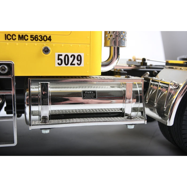 TAMIYA 1/14 TRACTOR TRUCK  GLOBE LINER