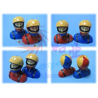 HY MODEL ACCESSORIES HY CIVILIAN I PILOTS 1/6 L66 X W40 X H69mm 26g (1PC) ( OLD CODE HY311703A )