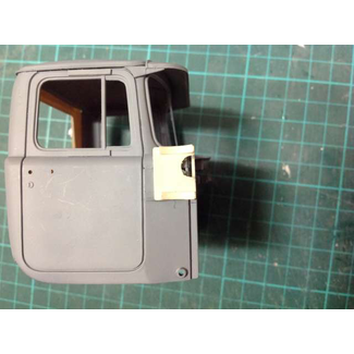 AUSLOWE AUSLOWE R Series mack air cleaner brackets right side