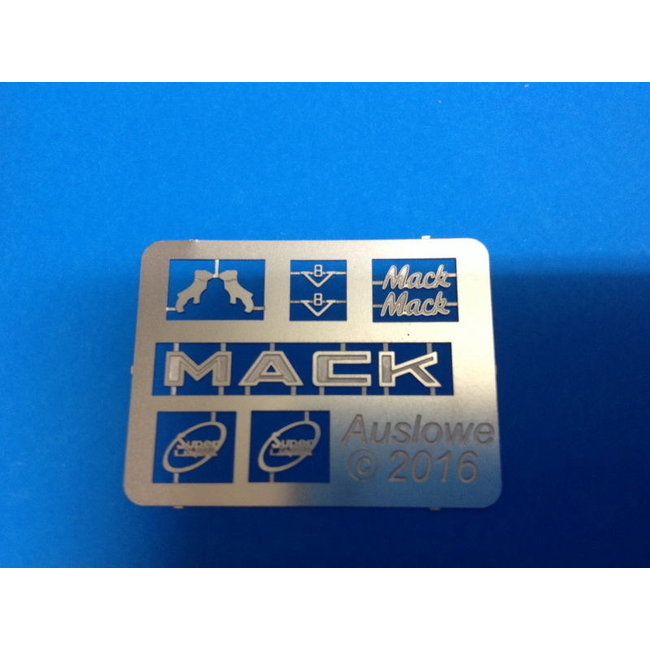 AUSLOWE MACK SUPERLINER BADGE SET PHOTOETCH 1/24