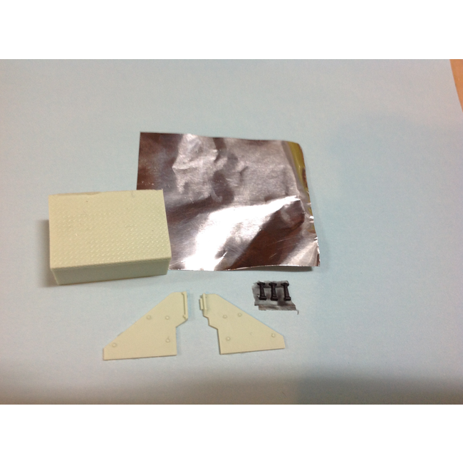 AUSLOWE BATTERY BOX SUITS KENWORTH K100 / K123 1/25