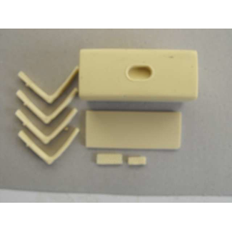 AUSLOWE AUSLOWE Kenworth 54mm square fuel tanks step in middle. For conventional trucks SFT8