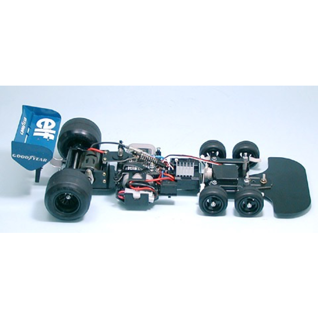 TAMIYA 2000 tyrrell   p34 six wheeler  this  is  A  NIB 2000 release NOT A LATER RE-RE   hard body  includes  1700 mah NiCd & Charger   Hard body  not polycarbonate