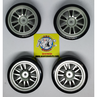 TAMIYA 1/10 Drift Wheel Set Medium Narrow Silver Metal-Plated  (offset +2) premounted with Driftech tires 24mm