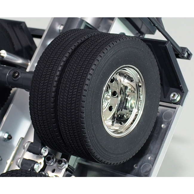 LONG HAUL TRACTOR TRUCK TYRES 1.7" COMMERCIAL 1/14 SEMI TRUCK TYRES  SUITS TAMIYA TRACTOR TRUCKS