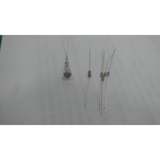 TRAINS GENERIC ACE HANGING SPOTLIGHT 3V WITH RESISTORS SET OF ONE