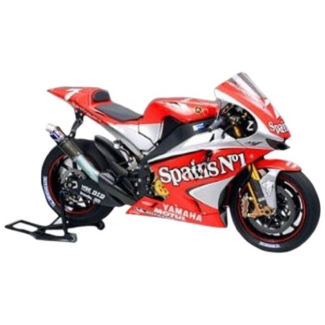 Tamiya 1/12 Scale Model Motorcycle Kit Fortuna Yamaha YZR-M1 MotoGP '04