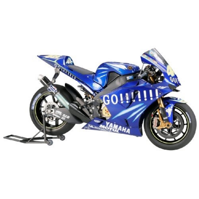 Tamiya Model kit 1/12 Yamaha YZR-M1 '04 Factory