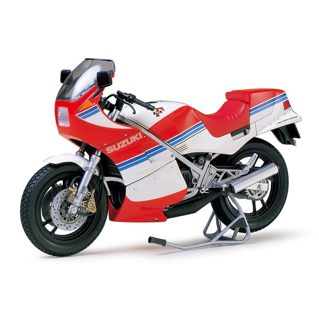 TAMIYA  Suzuki RG250 R with Full Options