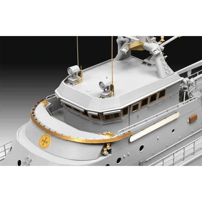 REVELL SEARCH & RESCUE VESSEL "HERMANN MARWEDE" LTD EDITION 1:72