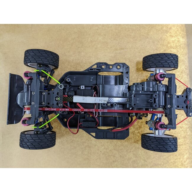 TAMIYA TA03RS TUB CHASSIS AMRID BELT METAL GPM ARMS METAL REAR HUBS DYNA RUN MOTOR METAL SERVO MOUNTS CRACKED FRONT UPRIGHTS NEAR SWAYBAR