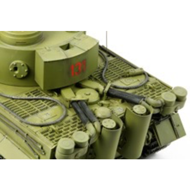 TAMIYA TIGER I EARLY R/C TANK KIT WITH FULL OPTION KIT