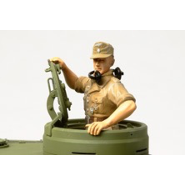 TAMIYA TIGER I EARLY R/C TANK KIT WITH FULL OPTION KIT