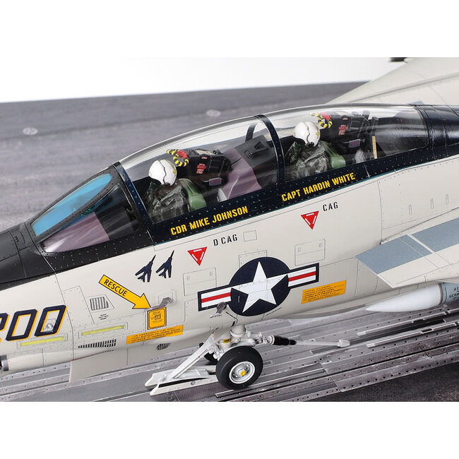 TAMIYA 1/48Grumman® F-14A Tomcat™ (Late Model) Carrier Launch Set