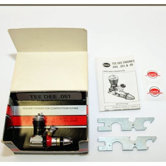 COX COX ENGINE TEE DEE .051 VINTAGE  15 SEP 1985  & 1975