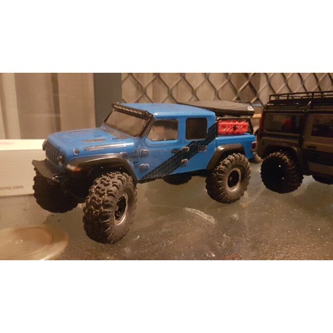 ACE R/C CUSTOM 1/24 TIRE TREAD STICKERS FOR CRAWLERS 2PCS 13cm long (not water proof)