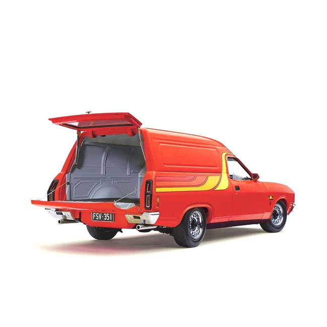 CLASSIC CARLECTABLES 1/18FORD XC PANEL VAN RED FLAME