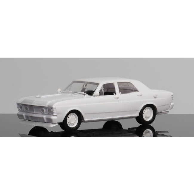 DDA 240K 1:24 Ford XW Falcon GTHO Plastic Model Kit