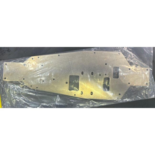 MUGEN SPORT PLAIN  CHASSIS  ( WITH CUT OUT FOR PULL STARTER ) NOT COUNTERSUNK ETC