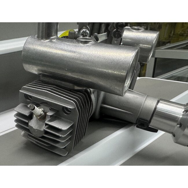 VVRC 40cc Twin petrol ignition motor w/ 1/4" plugs & ignition unit