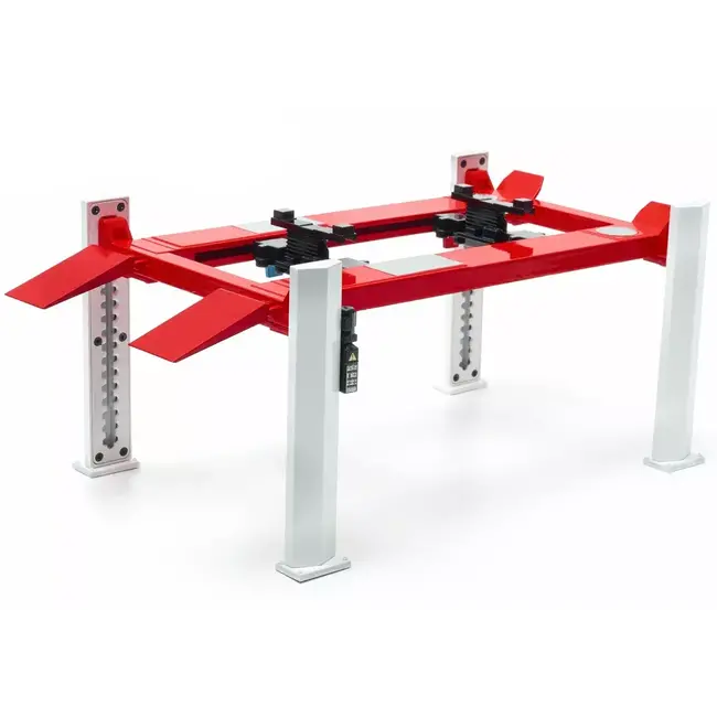 GREEN LIGHT1/18  ADJUSTABLE 4 POST LIFT  DISPLAY