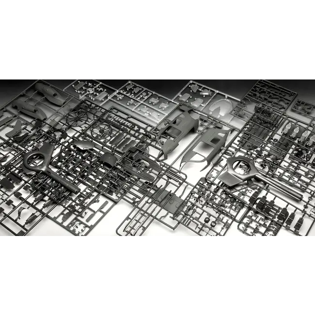 REVELL 1/32 AIRBUS H145 ADAC luftrettung  HELICOPTER