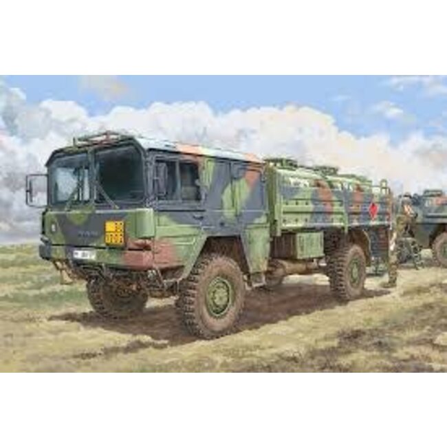 HobbyBoss 1/35 LKW 5t mil glw Plastic Model Kit
