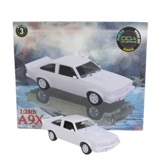 DDA COLLECTABLES DDA 1:24 Plastic Kit A9X Torana Slammed Sealed Body Opening Bonnet w/Engine