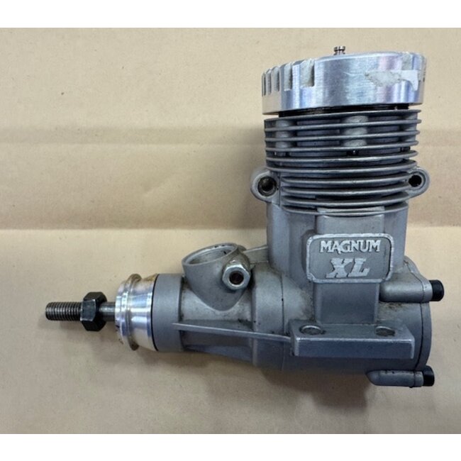 MAGNUM XL 53 ABC  VINTAGE ENGINE LONG BLOCK  USED  NEEDS DE-GUMMING  SEE PHOTOS